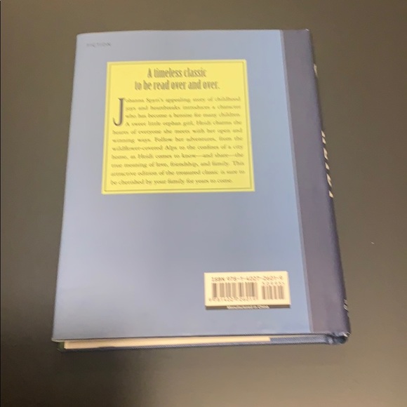 Girls book - Picture 2 of 2